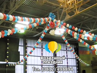 Оформление  воздушными шарами спортзала